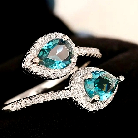 Teardrop Topaz Blue & Brilliant CZs Adjustable Ring - Picture 3 of 6